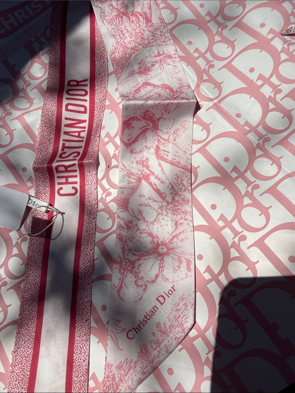 Dior Pink Toile de Jouy Twilly Mitzah Carf 100% Silk new GWP - Picture 2 of 4